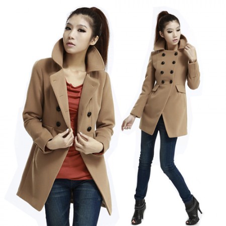 ABRIGO $789.99; PANTALON $317.99